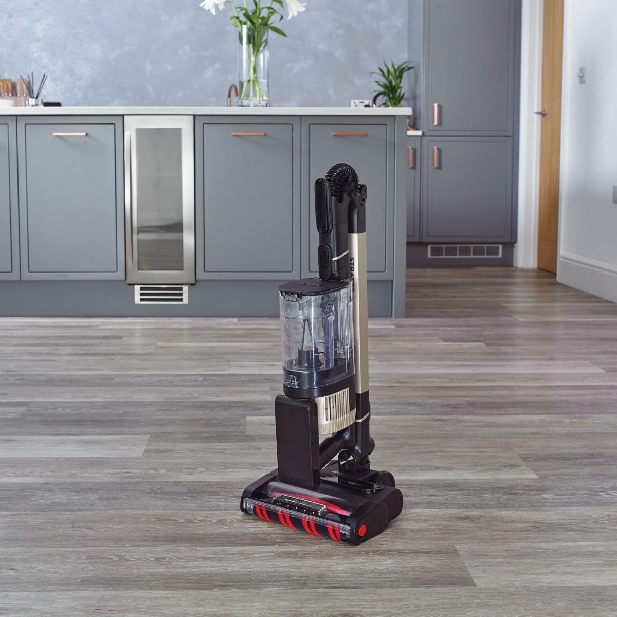 Shark Stratos IZ400UK product view